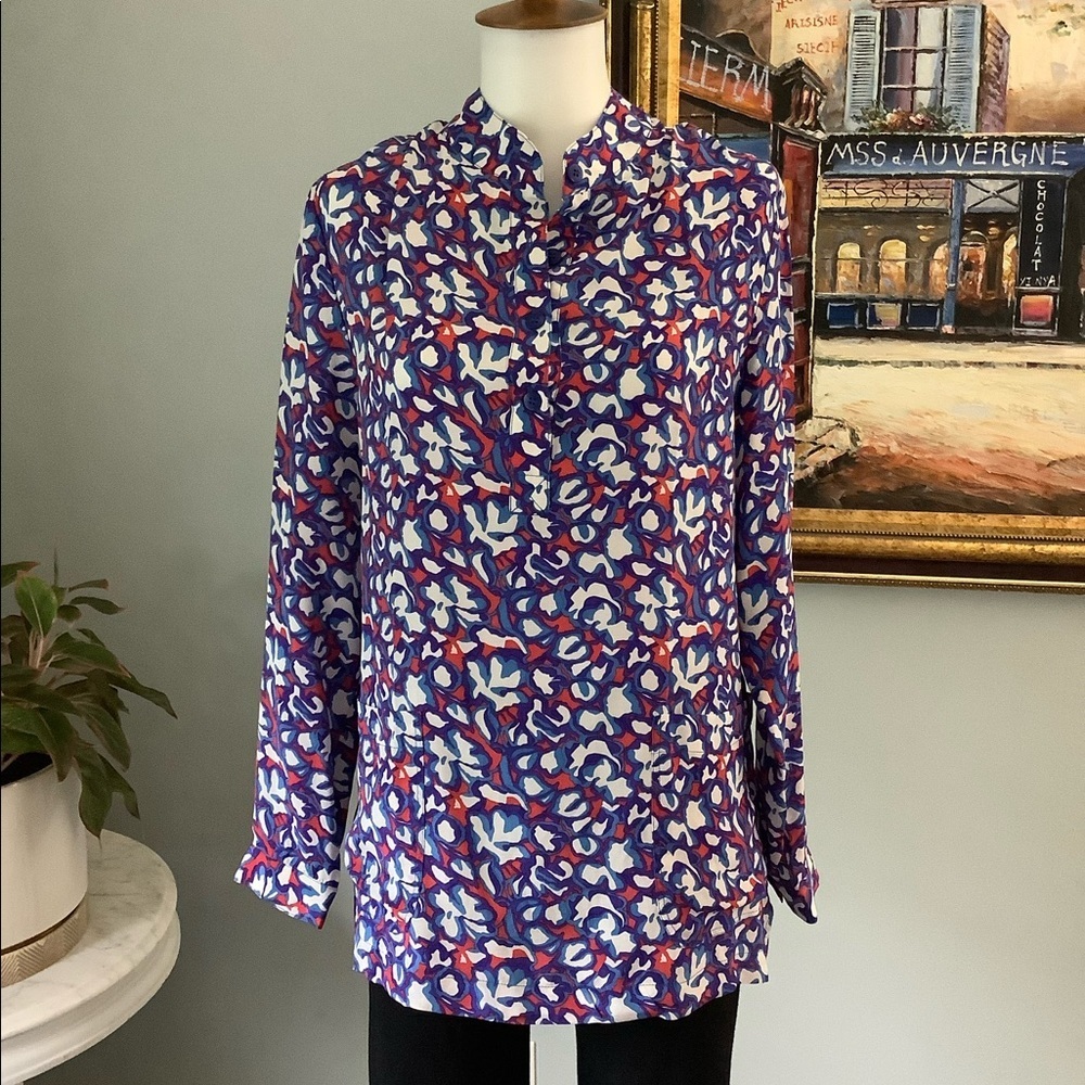 Tucker Silk Blouse Red White Blue Abstract Print S